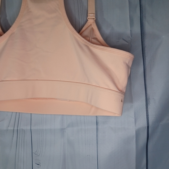 Reebok sports bra NWT - Picture 10 of 10
